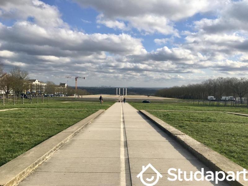 Chambre - 12 m² - 1 pièce