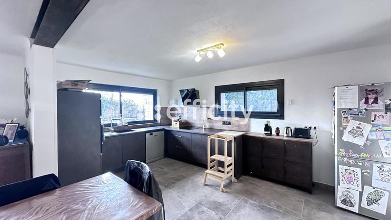 Maison - 131 m² - 4 pièces