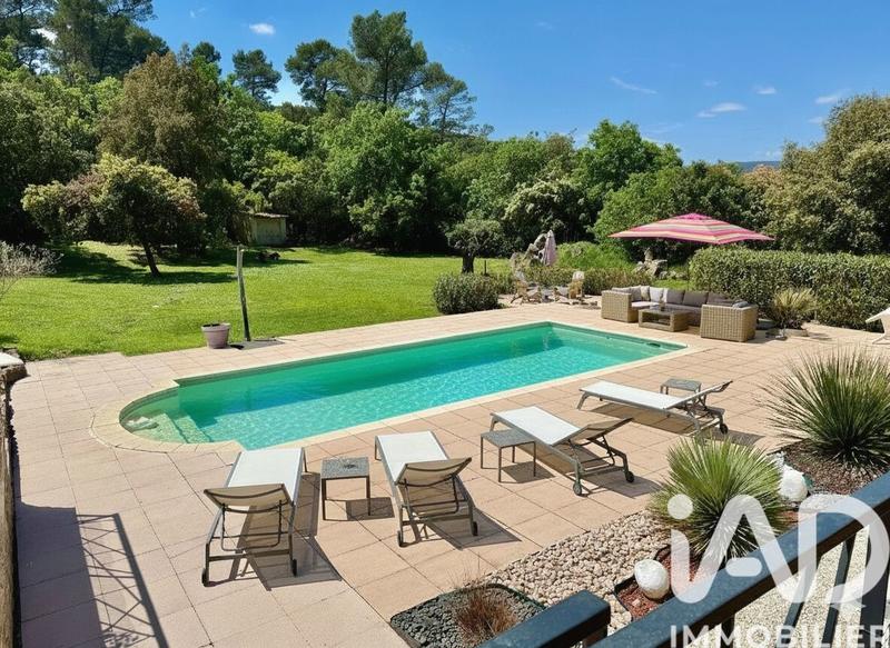 Maison - 192 m² - 5 pièces