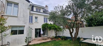 Maison de ville - 164 m² - 8 pièces