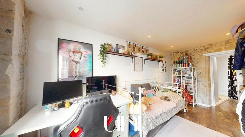 Maison - 105 m² - 4 pièces