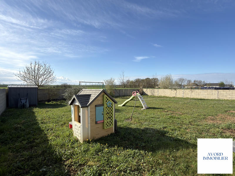 Maison - 96 m² - 4 pièces