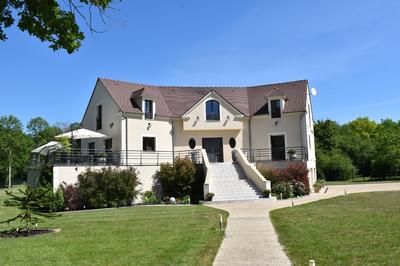 Maison - 281 m² - 8 pièces