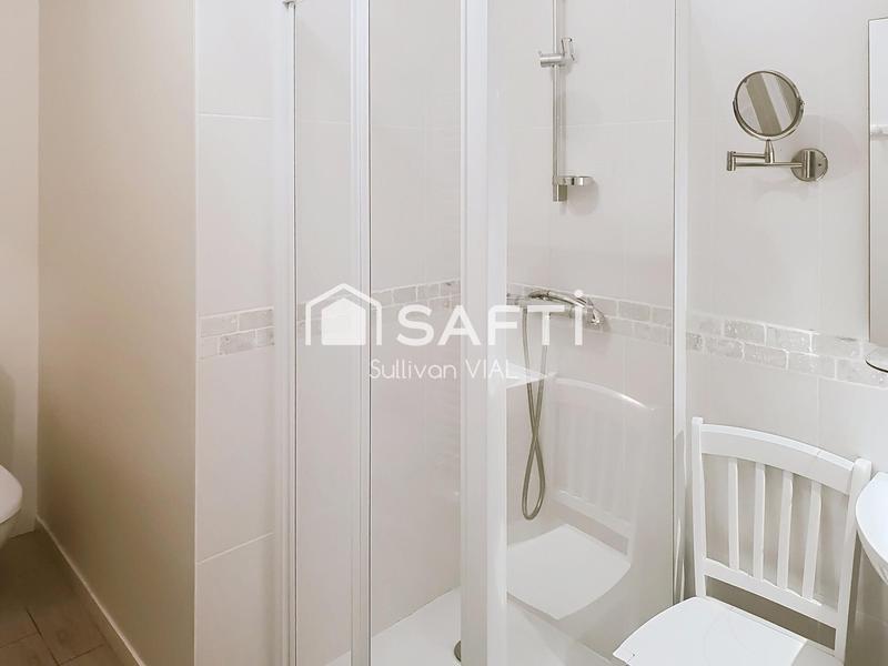 Villa - 228 m² - 10 pièces