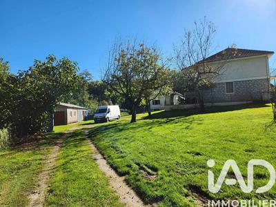 Maison - 147 m² - 6 pièces