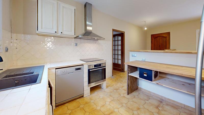 Maison - 102 m² - 5 pièces