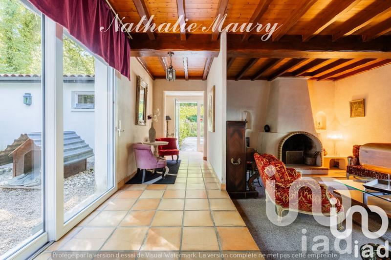 Maison - 240 m² - 7 pièces