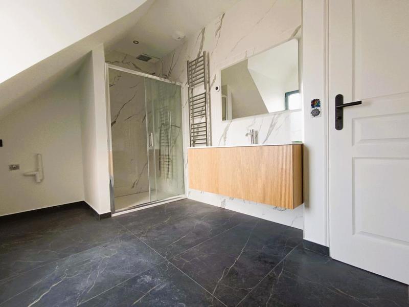 Maison - 91 m² - 4 pièces