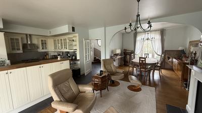 Maison - 127 m² - 5 pièces