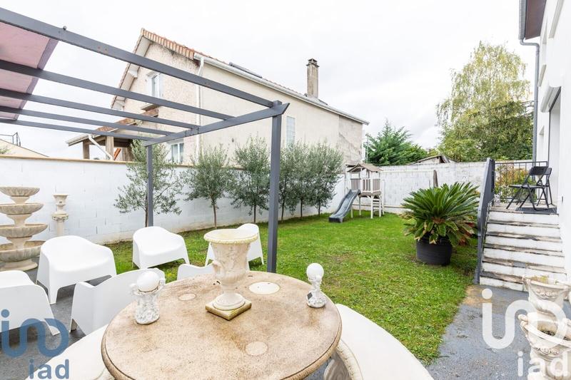 Maison - 170 m² - 5 pièces