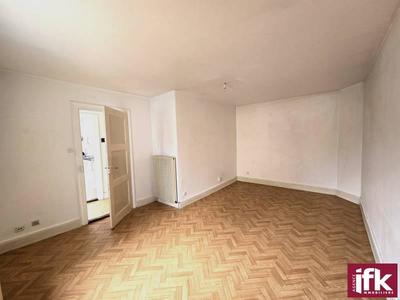 Maison de village - 76 m² - 3 pièces