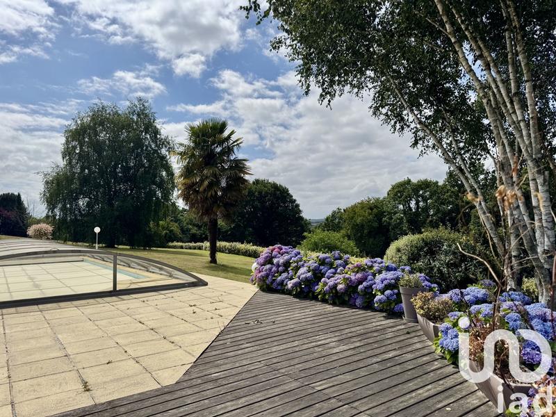 Maison - 167 m² - 8 pièces