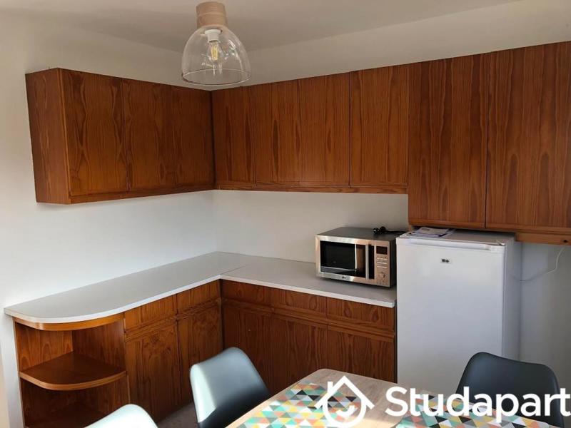 Chambre - 14 m² - 1 pièce