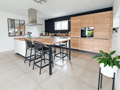 Maison - 152 m² - 5 pièces