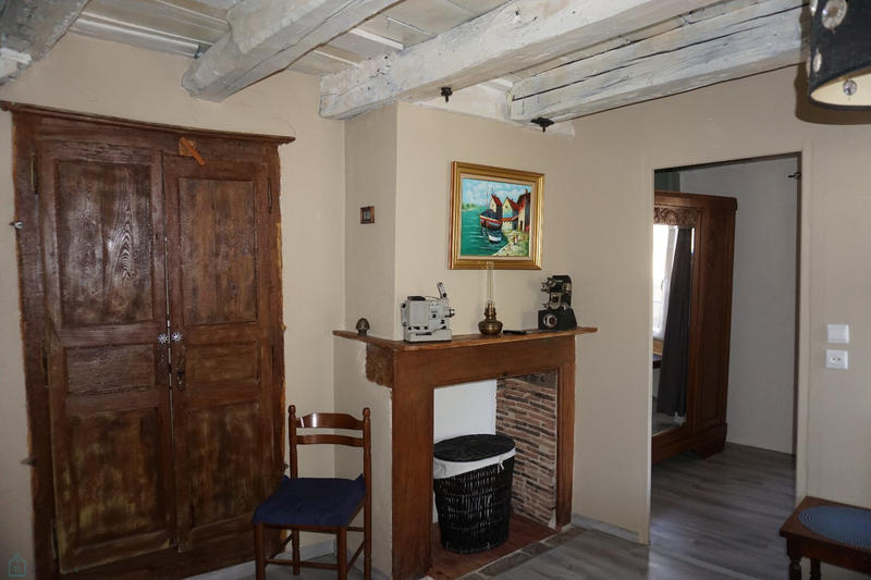 Maison - 215 m² - 12 pièces