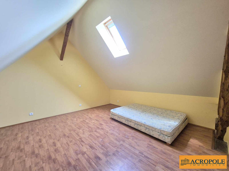 Maison ancienne - 415 m² - 10 pièces