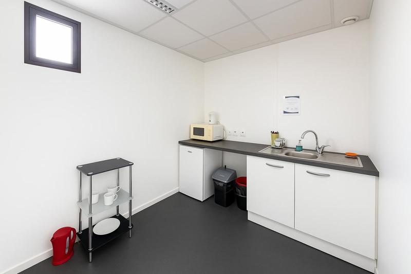 Bureau - 185 m² - 7 pièces