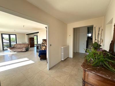 Maison - 215 m² - 7 pièces