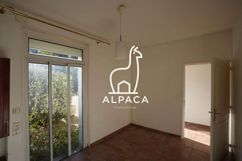 Maison - 185 m² - 10 pièces