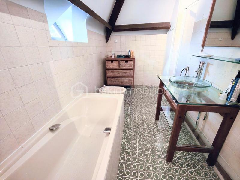 Maison - 175 m² - 7 pièces