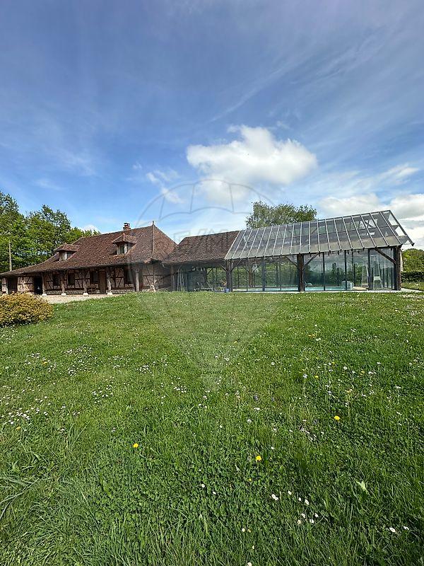 Maison - 170 m² - 6 pièces