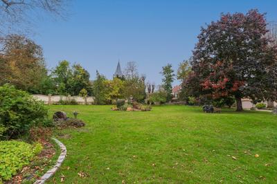 Demeure - 654 m² - 29 pièces