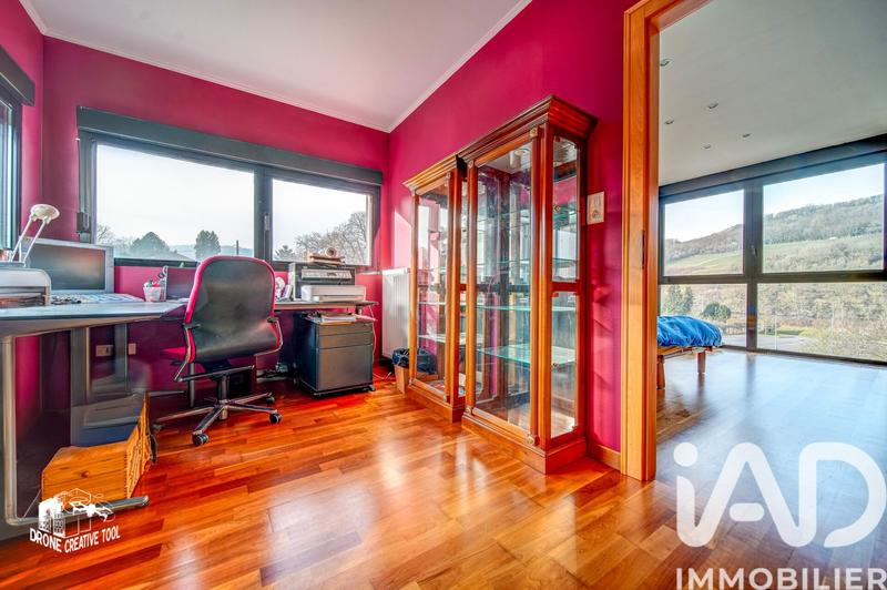 Maison de ville - 259 m² - 7 pièces