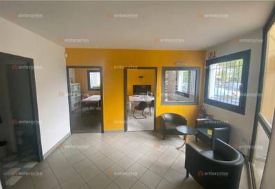 Local d'activité / Entrepôt - 342 m²