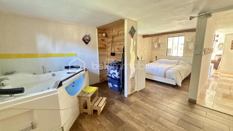 Villa - 153 m² - 5 pièces