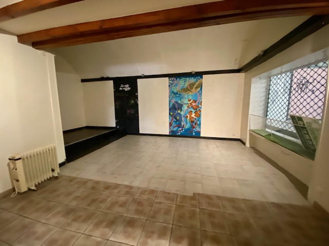 Local commercial - 63 m² - 2 pièces