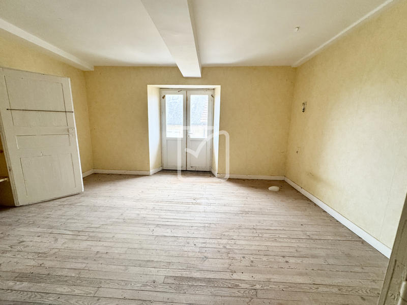 Maison - 140 m² - 7 pièces