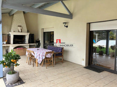 Maison - 158 m² - 6 pièces