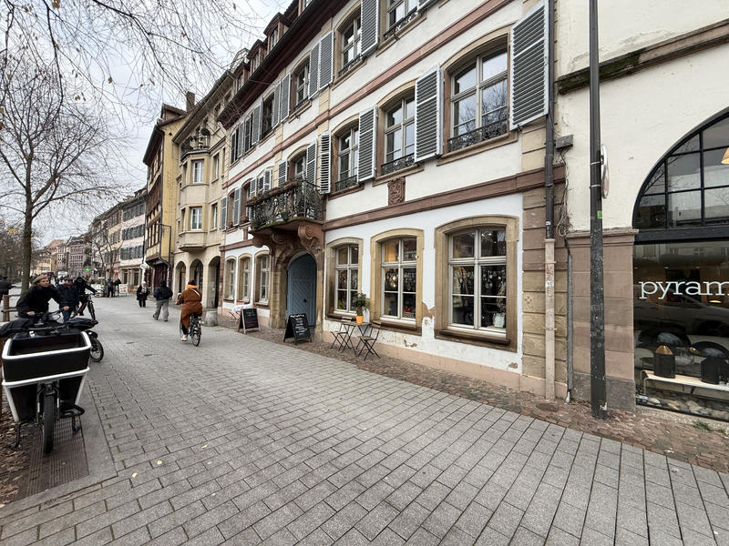 Fonds de commerce - Magasins - 45 m²