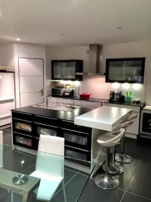 Villa - 147 m² - 6 pièces