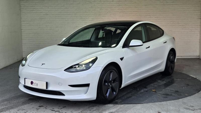 Tesla Model 3 Autonomie Standard Plus Rwd