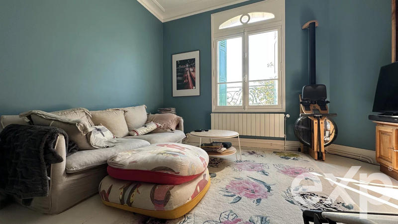 Maison - 199 m² - 8 pièces