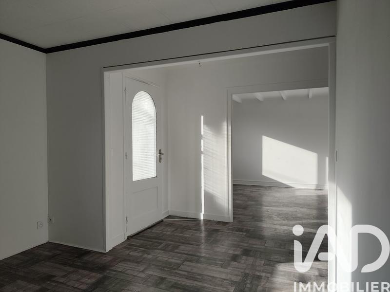 Maison - 99 m² - 5 pièces