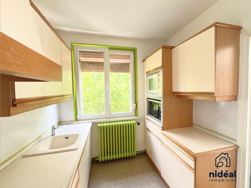 Appartement - 80 m² - 4 pièces