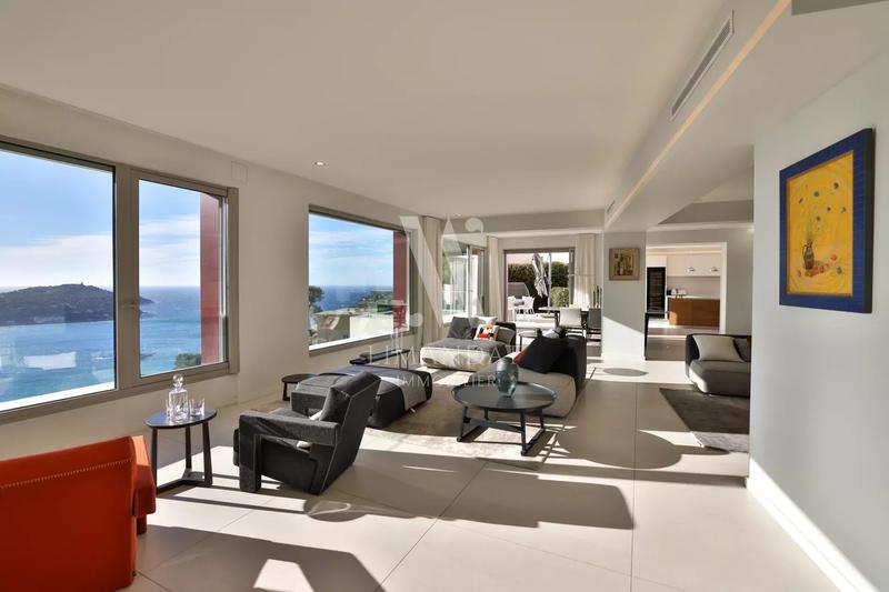 Villa - 440 m² - 8 pièces