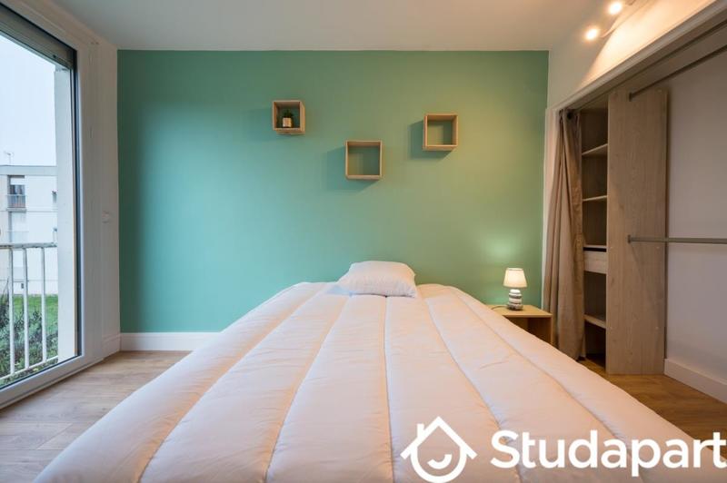 Chambre - 10 m² - 1 pièce