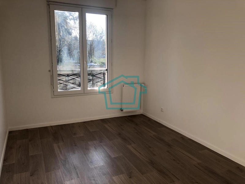 Maison - 98 m² - 5 pièces