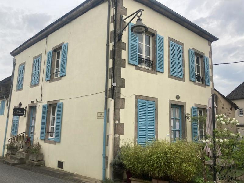 Maison de village - 165 m² - 8 pièces