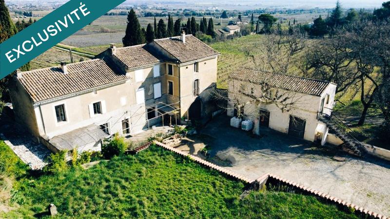 Maison - 228 m² - 8 pièces