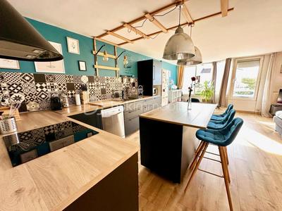 Appartement - 75 m² - 3 pièces