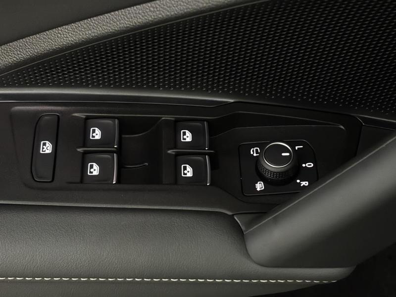 Volkswagen Tiguan 1.5 eTSI 150ch Dsg7 R-Line