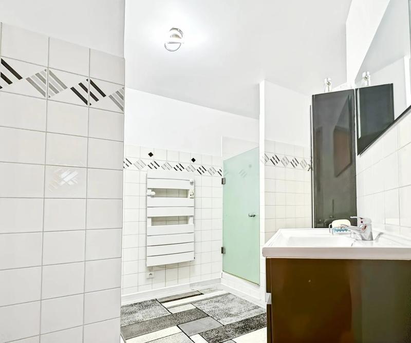 Maison d'architecte - 205 m² - 8 pièces