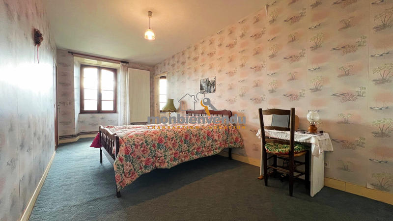 Maison ancienne - 186 m² - 6 pièces