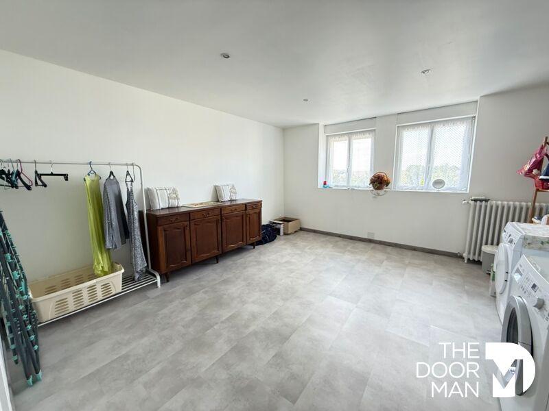 Maison - 185 m² - 7 pièces