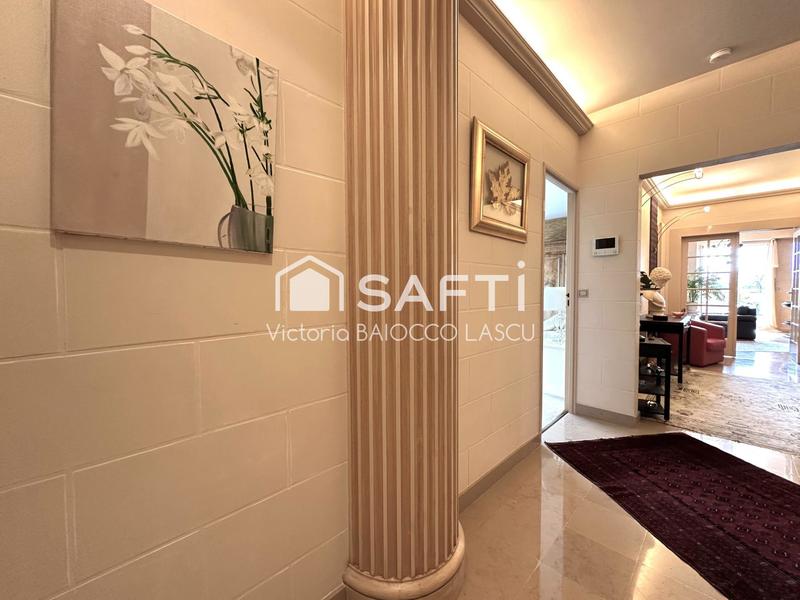 Appartement - 171 m² - 5 pièces