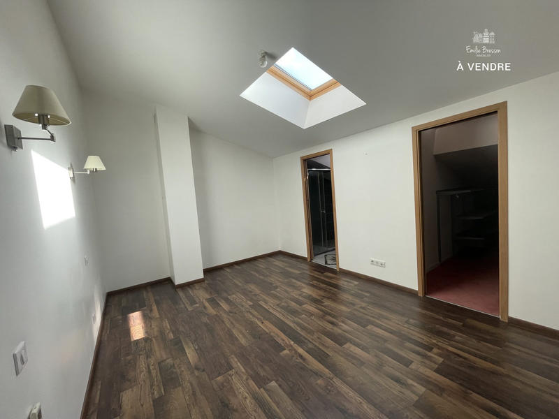 Maison - 148 m² - 5 pièces